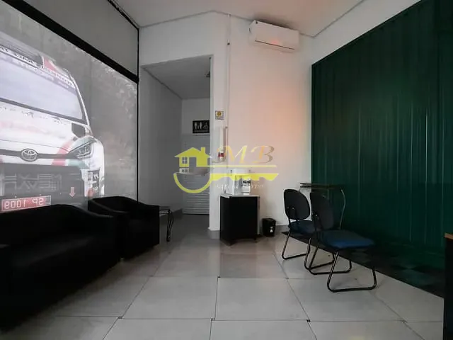 Loja com 323m², para alugar, no bairro Jardim Cristina em Campinas