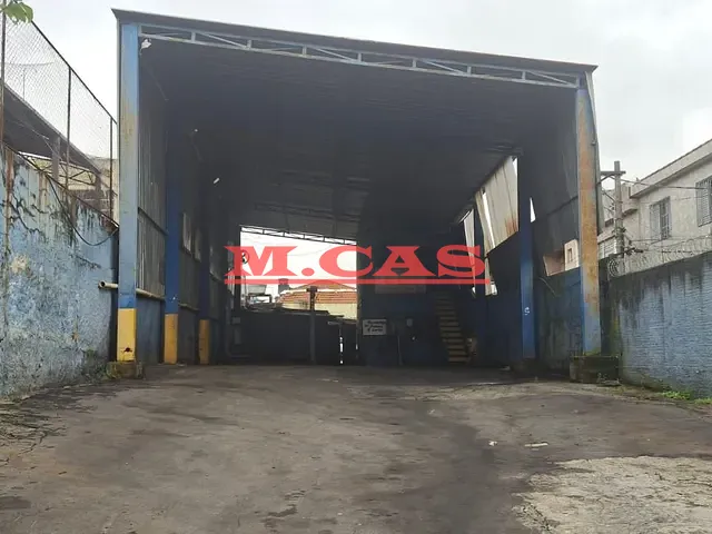 Galpão / Barracão com 400m², para alugar, no bairro Vila Carrão em São Paulo