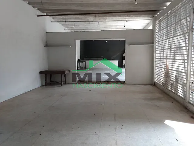 Galpão / Barracão com 900m² 2 quartos e 5 banheiros, à venda, no bairro Taboão em São Bernardo do Campo