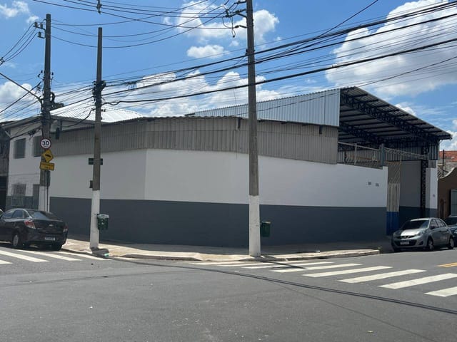 Galpão / Barracão para alugar, no bairro Vila Anastácio em São Paulo