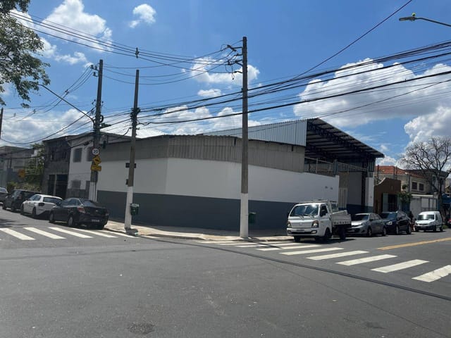 Galpão / Barracão para alugar, no bairro Vila Anastácio em São Paulo