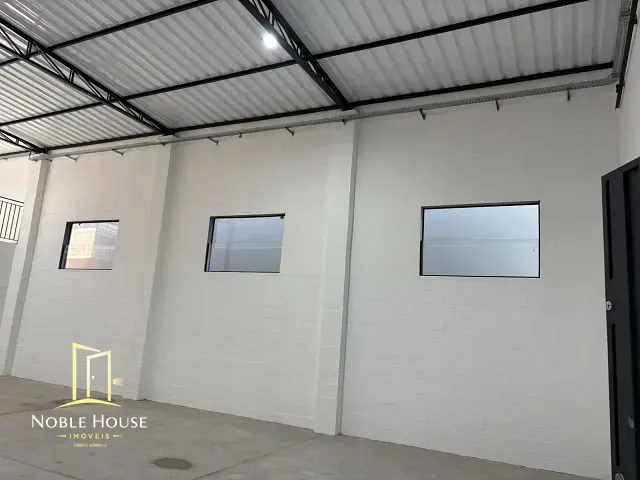 Galpão / Barracão com 250m², para alugar, no bairro Santa Claudina em Vinhedo
