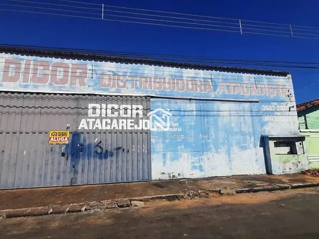 Galpão / Barracão com 200m², para alugar, no bairro Setor Oeste em Paraíso do Tocantins
