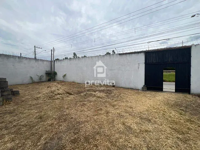 Galpão / Barracão à venda, no bairro Piracangaguá em Taubaté