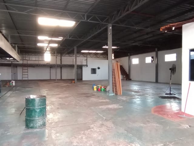 Galpão / Barracão à venda ou para alugar, no bairro Vila Piratininga em Campo Grande