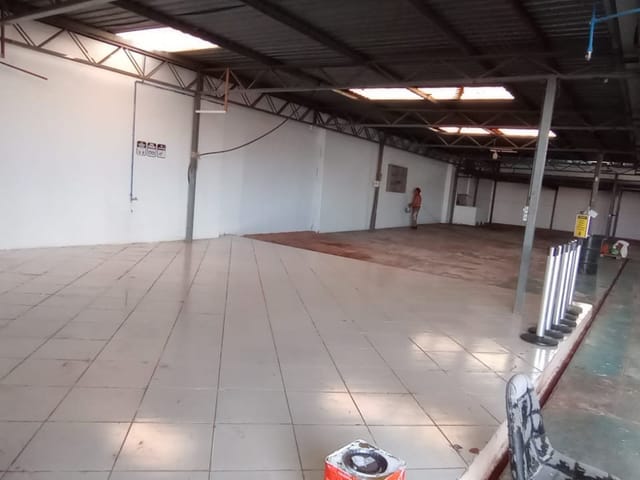 Galpão / Barracão à venda ou para alugar, no bairro Vila Piratininga em Campo Grande