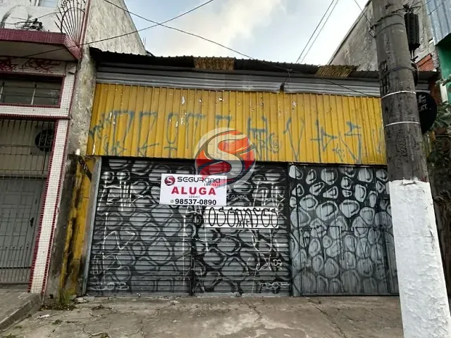 Galpão / Barracão com 300m², para alugar, no bairro Vila Ema em São Paulo