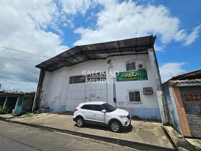 Galpão / Barracão à venda, no bairro Águas Brancas em Ananindeua