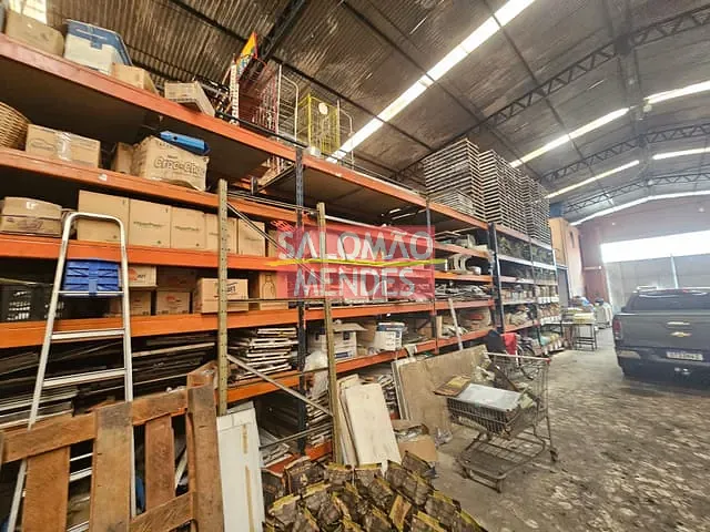Galpão / Barracão à venda, no bairro Águas Brancas em Ananindeua