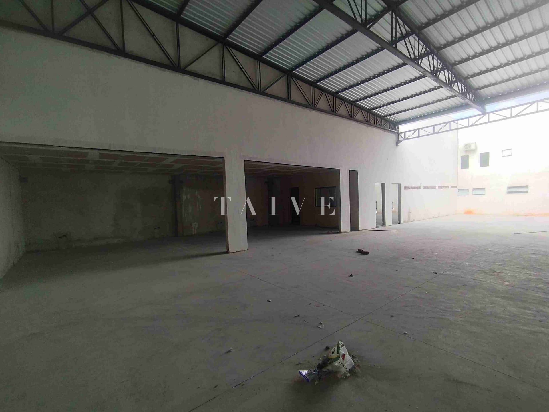 Depósito-Galpão-Armazém para alugar, 700m² - Foto 7