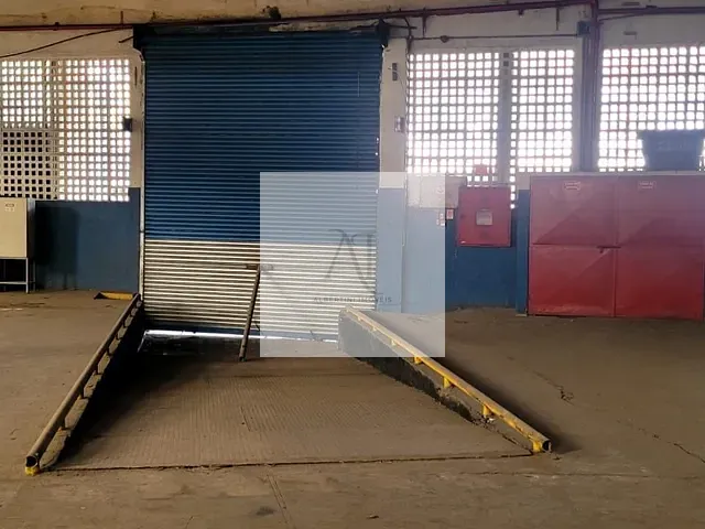 Galpão / Barracão com 3328m², para alugar, no bairro Vila Leopoldina em São Paulo