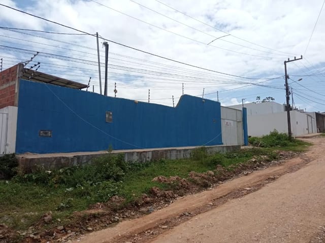 Galpão / Barracão com 900m², à venda, no bairro Conjunto João Alves em Nossa Senhora do Socorro