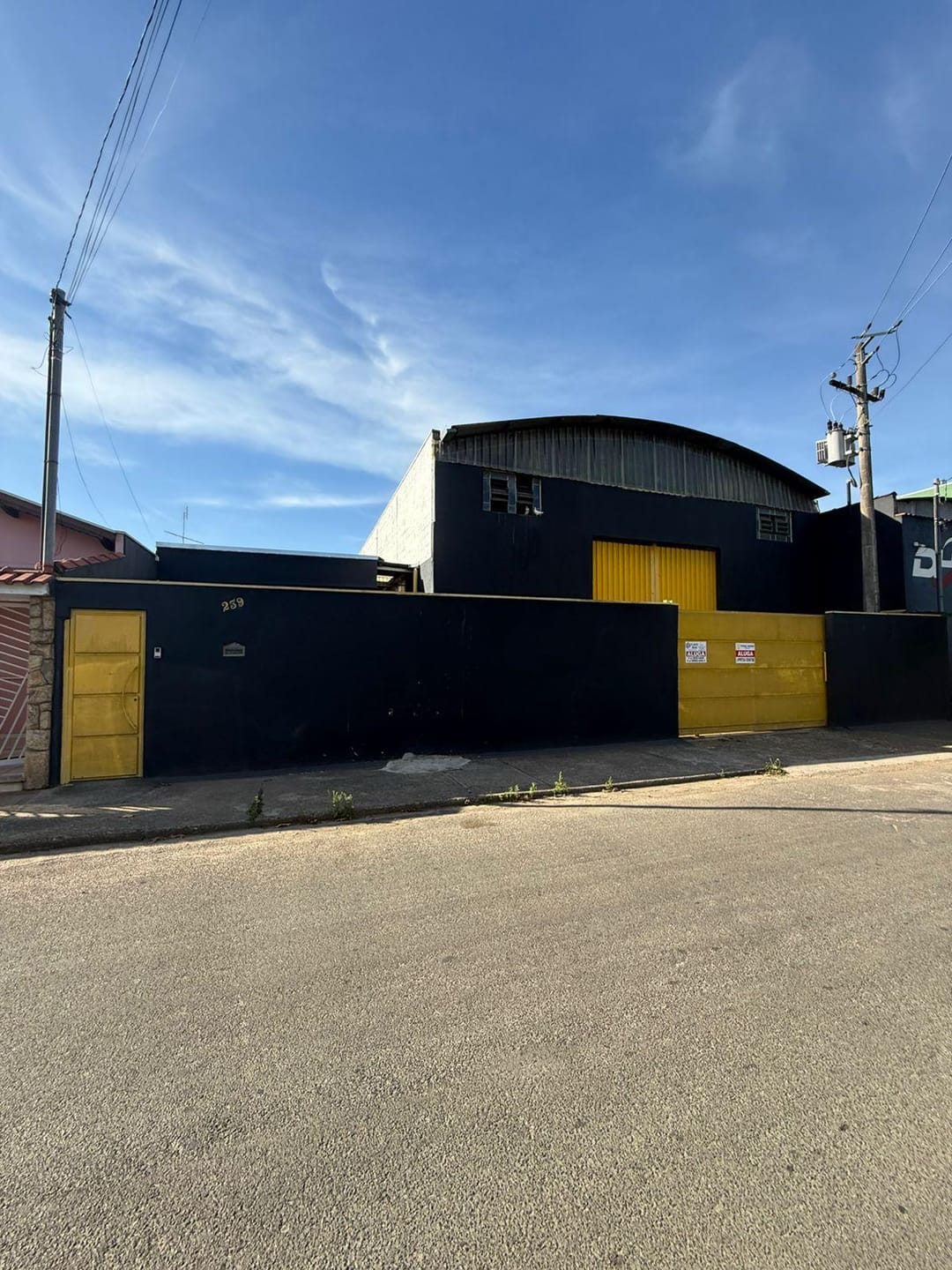 Depósito-Galpão, 200 m² - Foto 1