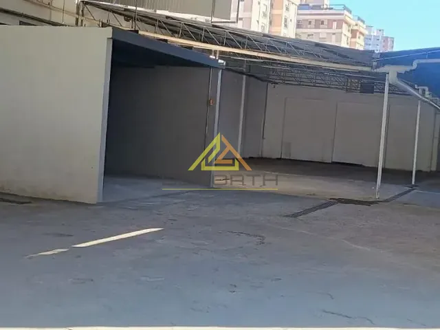 Galpão / Barracão com 1400m², para alugar, no bairro Santana em São Paulo