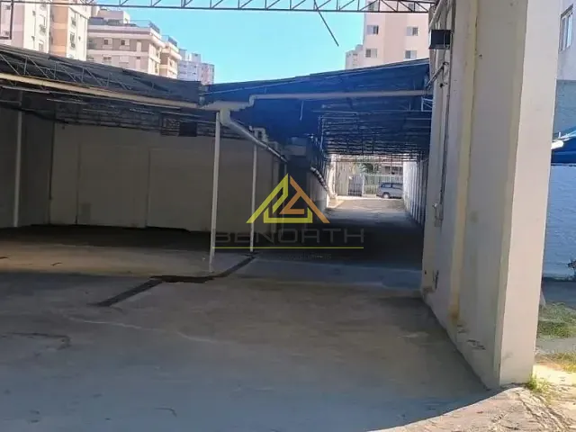 Galpão / Barracão com 1400m², para alugar, no bairro Santana em São Paulo