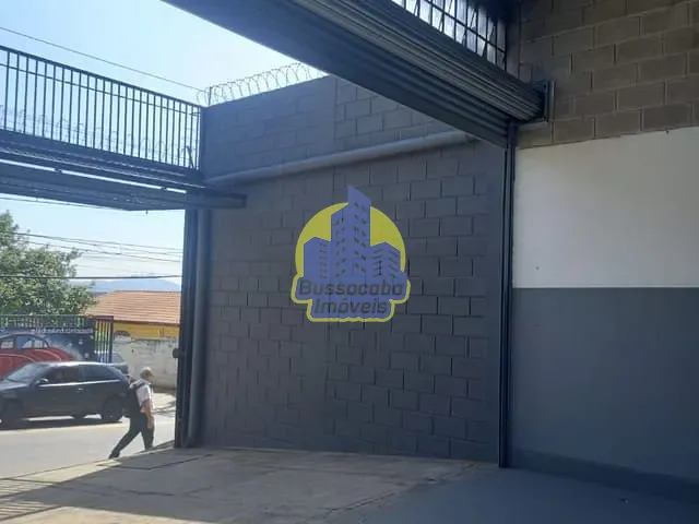 Galpão / Barracão com 225m², à venda, no bairro Jardim Santo Estêvão em Carapicuíba