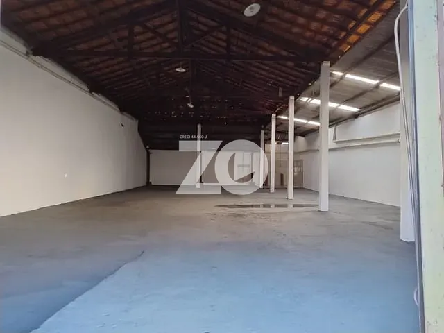Galpão / Barracão à venda, no bairro Vila Santo Antônio em Bauru