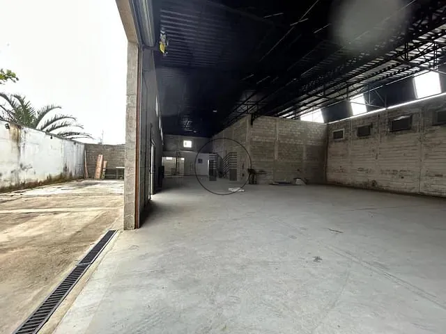 Galpão / Barracão para alugar, no bairro Parque Aeroporto em Taubaté