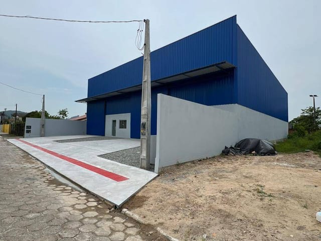 Galpão / Barracão com 1170m², à venda, no bairro Murta em Itajaí