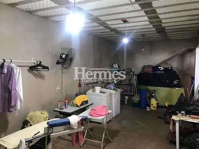 Galpão / Barracão com 300m², para alugar, no bairro Santa Cecília em Paulínia