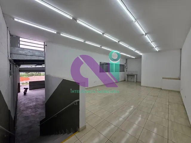Galpão / Barracão com 380m², para alugar, no bairro Vila Osasco em Osasco