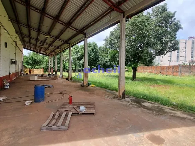 Galpão / Barracão com 2855m², à venda ou para alugar, no bairro Vila Birigui em Rondonópolis