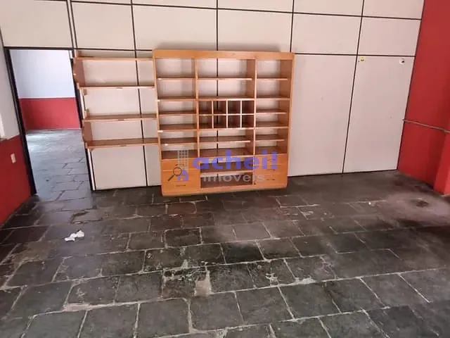 Galpão / Barracão com 2855m², à venda ou para alugar, no bairro Vila Birigui em Rondonópolis