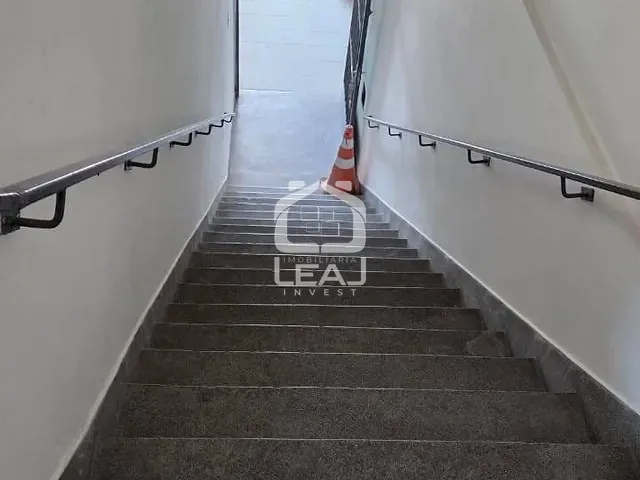 Galpão / Barracão com 370m², à venda, no bairro Jardim São Luís em São Paulo