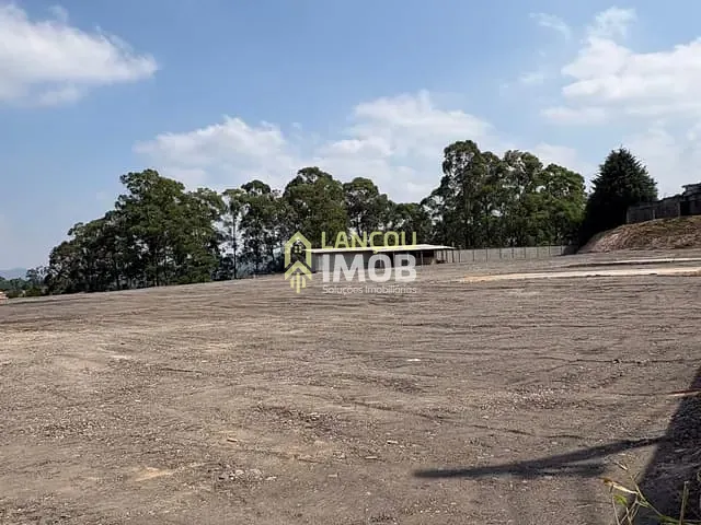 Galpão / Barracão com 10000m², para alugar, no bairro Jardim das Colinas em Franco da Rocha