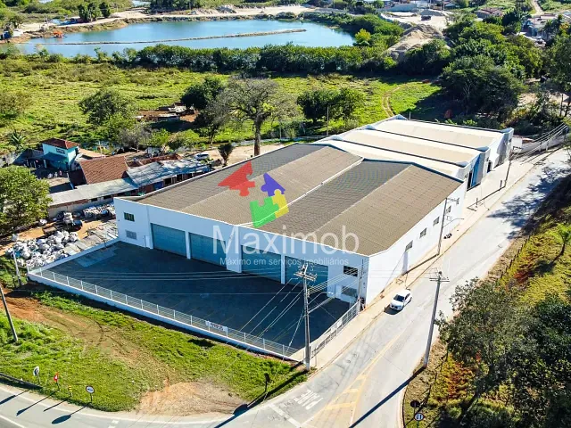 Galpão / Barracão com 2500m², para alugar, no bairro Cubatão em Itapira