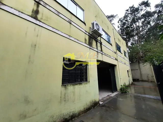 Galpão / Barracão com 273m², para alugar, no bairro Vila Industrial em Campinas