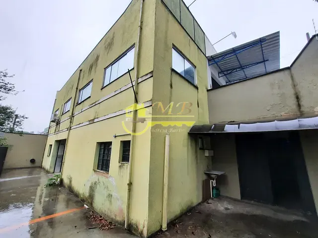 Galpão / Barracão com 273m², para alugar, no bairro Vila Industrial em Campinas