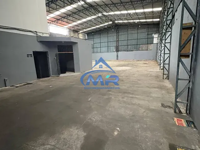 Galpão / Barracão para alugar, no bairro Jardim Soraia em São Paulo