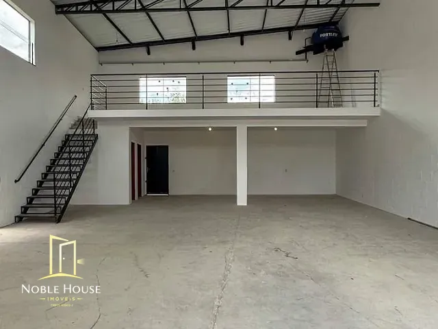 Galpão / Barracão com 250m², para alugar, no bairro Santa Claudina em Vinhedo