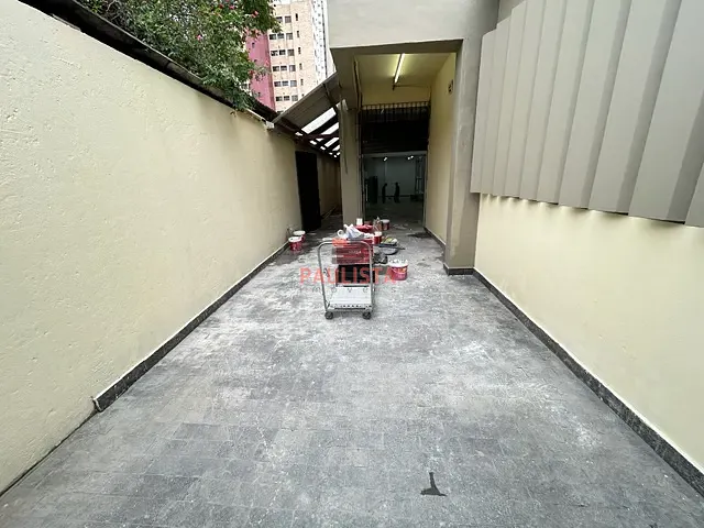 Galpão / Barracão para alugar, no bairro Vila Gumercindo em São Paulo