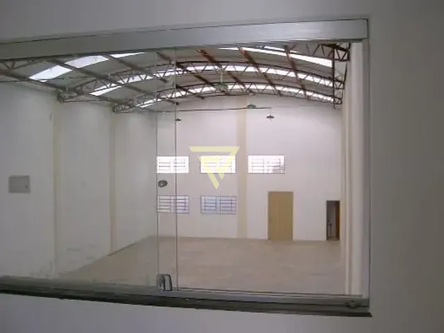 Galpão / Barracão com 500m², para alugar, no bairro Residencial e Comercial Palmares em Ribeirão Preto