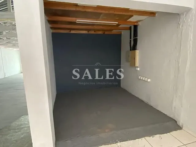 Galpão / Barracão com 750m², para alugar, no bairro Costa Carvalho em Juiz de Fora