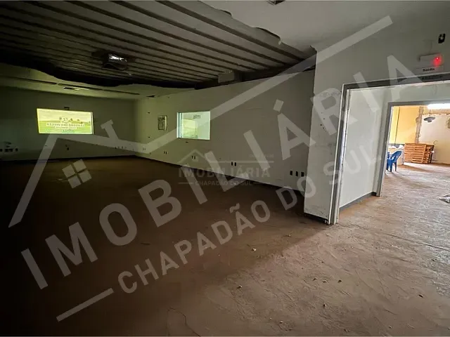 Galpão / Barracão com 3000m², para alugar, no bairro ZONA RUAL em Chapadão do Sul