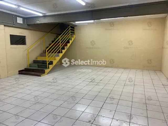 Galpão / Barracão com 750m², para alugar, no bairro Planalto em São Bernardo do Campo