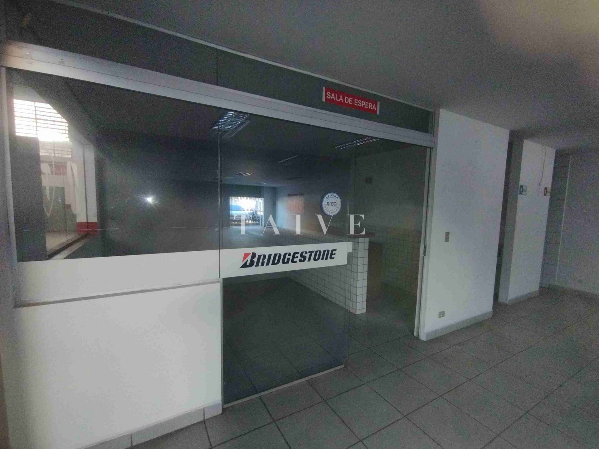Depósito-Galpão-Armazém para alugar, 750m² - Foto 4