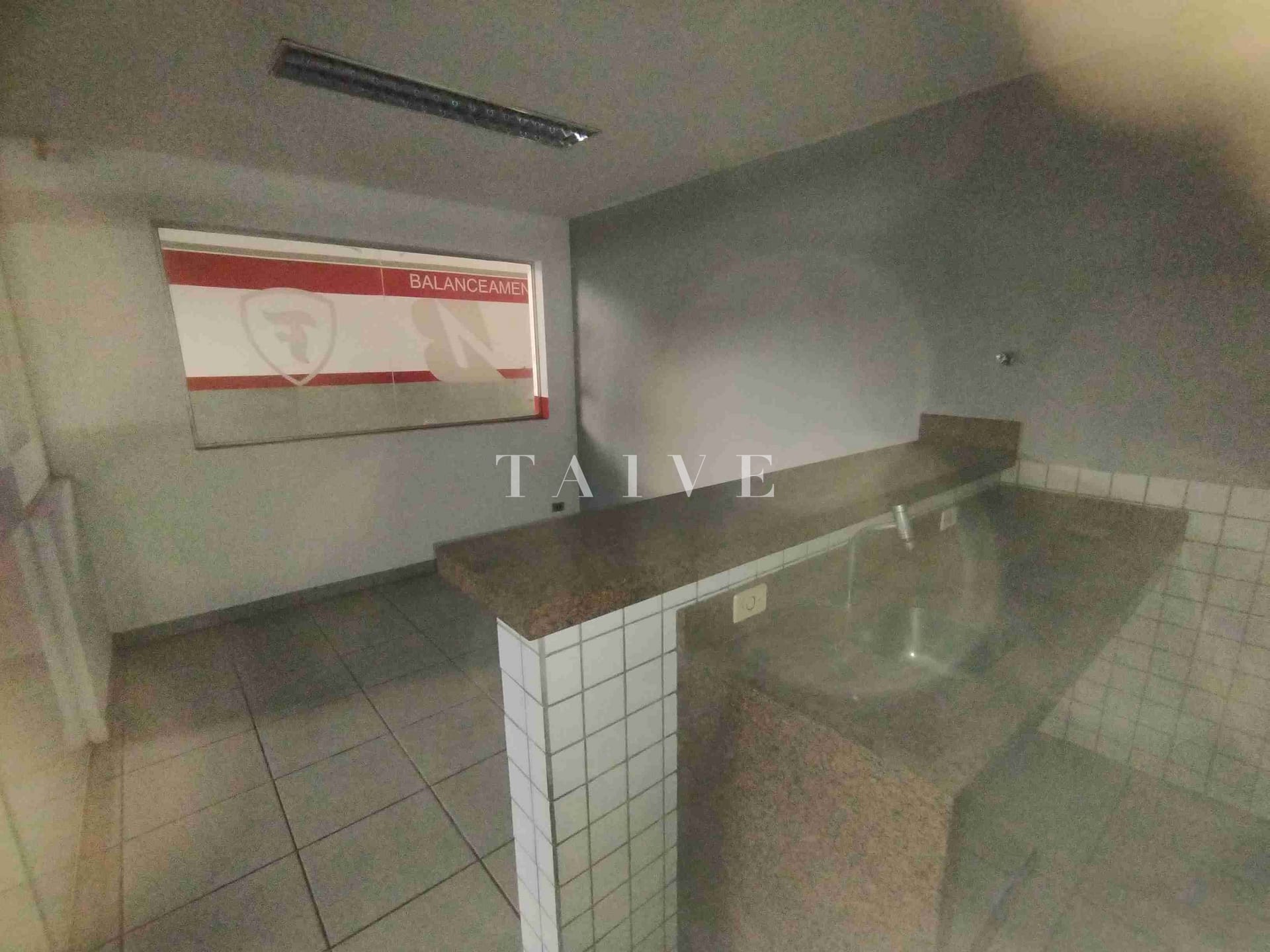 Depósito-Galpão-Armazém para alugar, 750m² - Foto 5