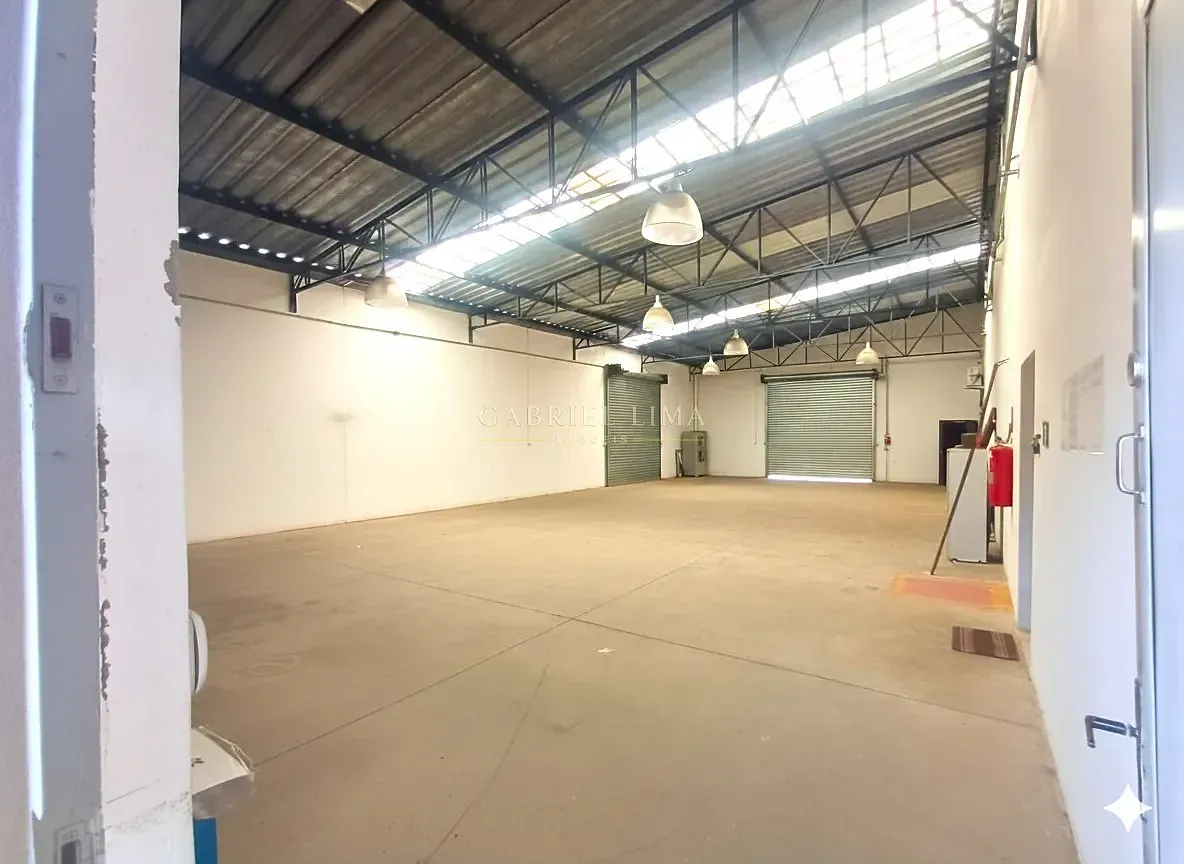 Depósito-Galpão, 345 m² - Foto 1