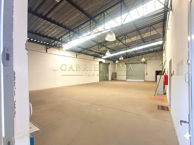 Galpão / Barracão com 307m², à venda, no bairro Vila de Vito em Jundiaí