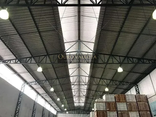 Galpão / Barracão com 750m², para alugar, no bairro Vila Independência em São Paulo