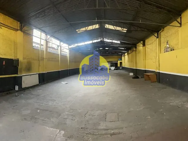 Galpão / Barracão com 350m², para alugar, no bairro Centro em Osasco