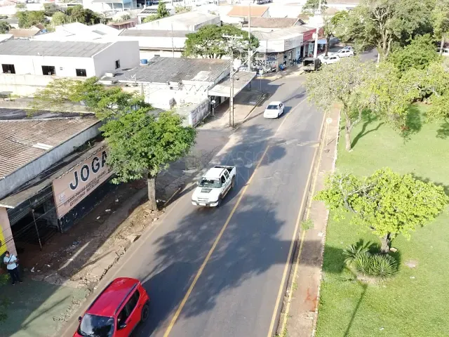Galpão / Barracão com 1331m², à venda, no bairro Vila Nova em Apucarana