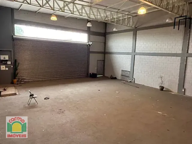 Galpão / Barracão para alugar, no bairro Jardim Calixto em Anápolis