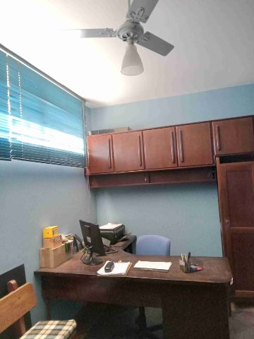 Galpão / Barracão com 330m², à venda ou para alugar, no bairro Jardim Cristina em Pindamonhangaba