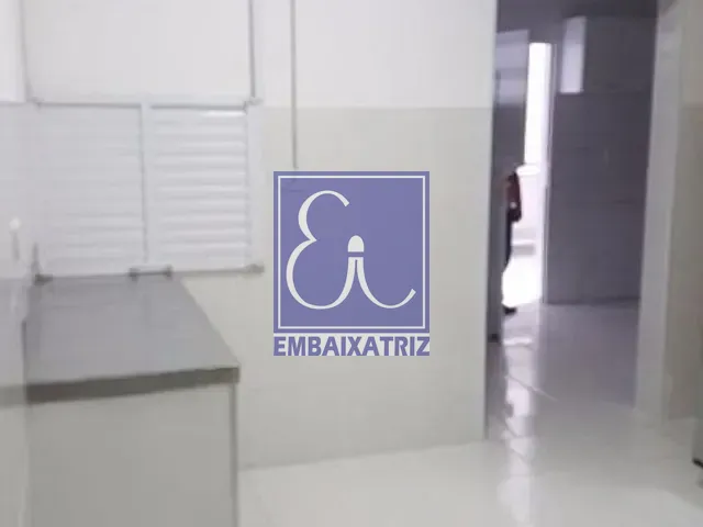 Galpão / Barracão com 650m², para alugar, no bairro Jardim Paulista em São José dos Campos