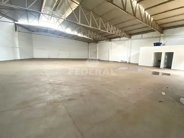 Galpão / Barracão para alugar, no bairro Santa Genoveva em Goiânia